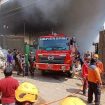 Kebakaran Pabrik di Pengkol Jepara, 10 Mesin Produksi dan Bahan Baku Ikut Terbakar